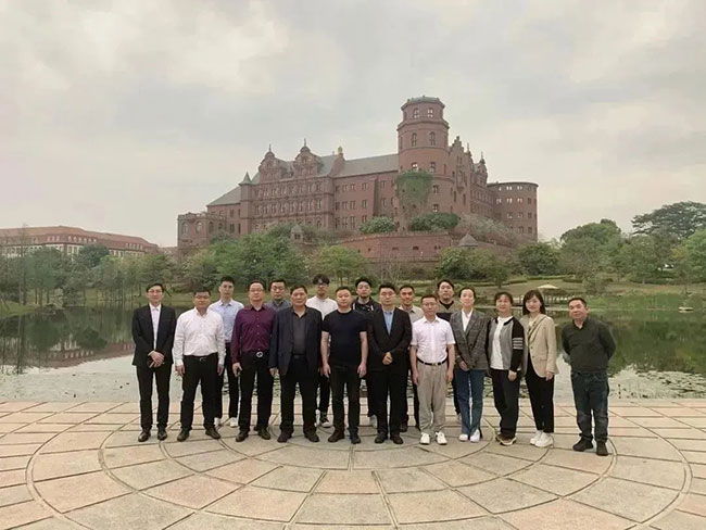 无锡华工大光电智能参访华为活动圆满落幕